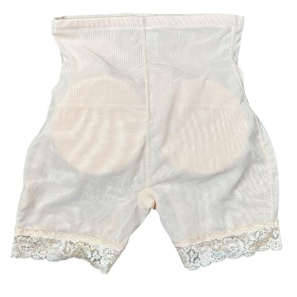High-Waisted Lace Trim Butt Enhancer Padded Shapewear in Cream Size XL - Picture 2 of 4